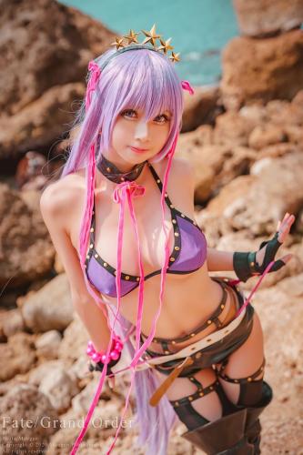 [Cosplay] Rinka Okita 沖田凜花 – BB Swimsuit BB 水着