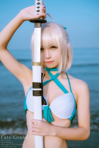[Cosplay] Rinka Okita 沖田凜花 – Musashi Miyamoto ver. Swimsuit 宮本武蔵 水着ver. (Fate Grand Order)