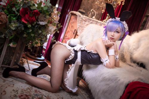 [Cosplay] Mbxer 面饼仙儿 – Fishnet stockings Rem 网袜蕾姆