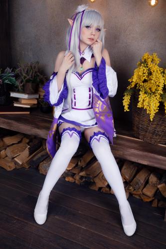 [Caticornplay] Emilia