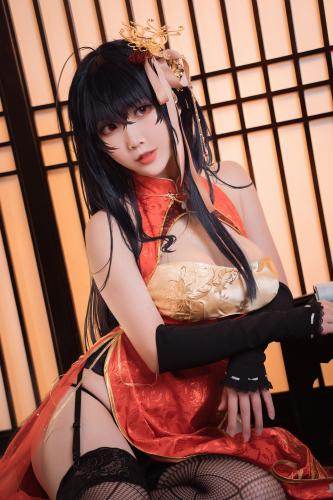 [Cosplay] Mbxer 面饼仙儿 – Taihou 大凤旗袍