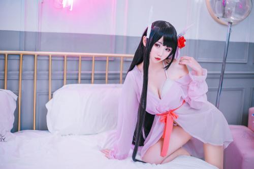 [Cosplay] Mbxer 面饼仙儿 – Sturgeon Pajamas 鲟睡衣