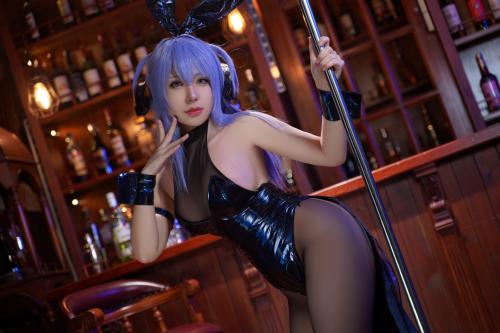 [Cosplay] Husensen 虎森森 – New Jersey Garden Bunny 新泽西 花园兔女郎