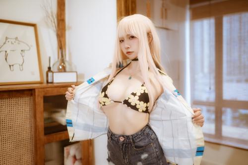 [Cosplay] 二佐Nisa 海梦 日常泳装