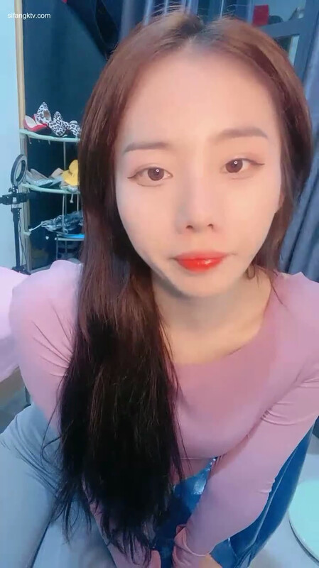 遇到這樣的騷女友，身體應該很快就吃不消了吧。