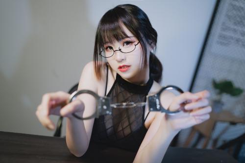 [Cosplay] Miko 酱 – Bad Woman 坏女人