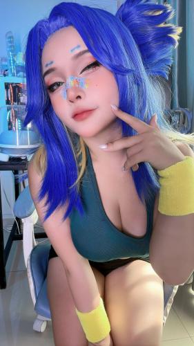 [Cosplay] Sayo Momo Neon Valorant Body Oil