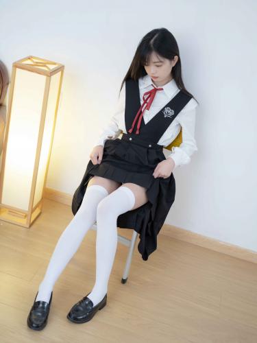 少女秩序 – 【VIP】晞可-束缚衣 [124P1V-5.79G]