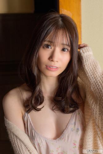[Graphis] Gals – Nana Miho 未歩なな VIVACIOUS vol.1