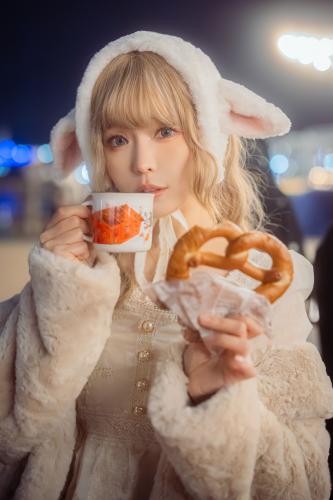 [Cosplay] Ely – Winter Market Lamb