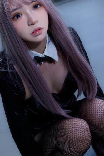 [Cosplay] 疯猫ss 紫发礼服兔