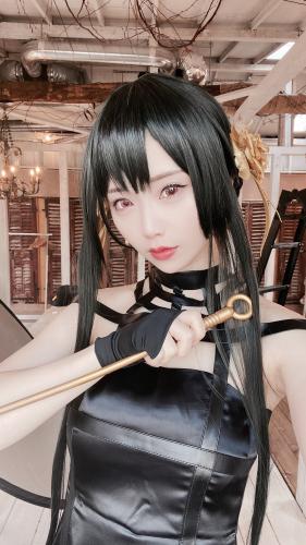 [Cosplay] Kururu Kurasaka 倉坂くるる – Yor Forger ヨル・フォージャー