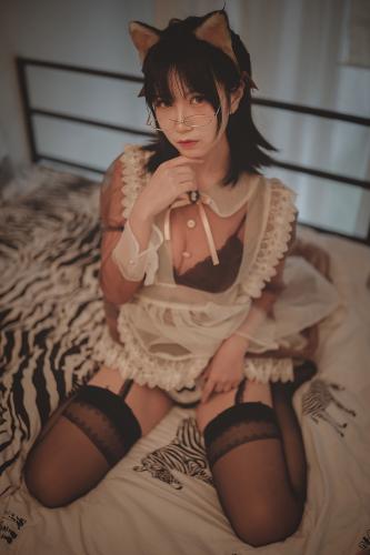 [Cosplay] SU 逐月 – Transparent Maid 透明女仆