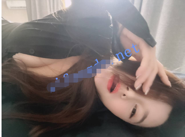 超高顏值騷貨樓鳳之童童，啪啪口交乳交重磅來襲