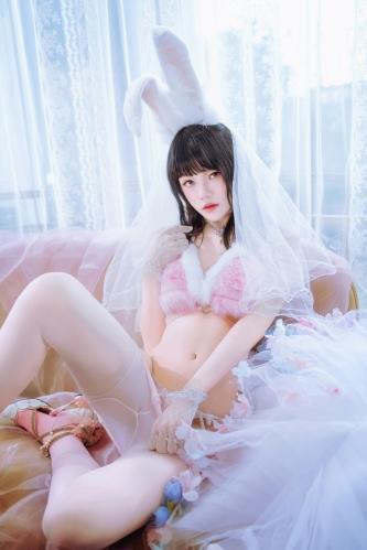 [Cosplay] 桜桃喵 花嫁兔