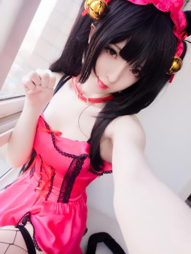 [Cosplay] YiXiaoYangZe 一小央泽 – Tokisaki Kurumi