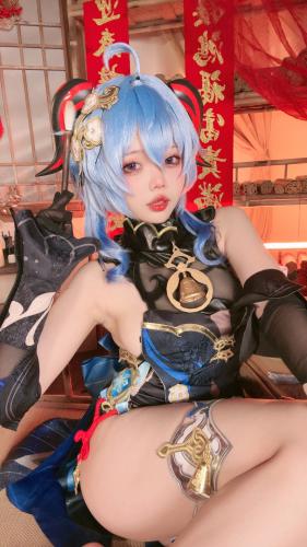 [Cosplay] Xiaoyao 小瑶幺幺 – Original Goddess Sea Lantern Festival Dress 原神海灯节礼服单人版