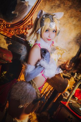 [Cosplay] Rioko 凉凉子 – Loyalty 贞德