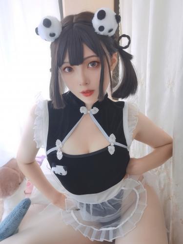 [Cosplay] Natsuko夏夏子 熊猫女仆