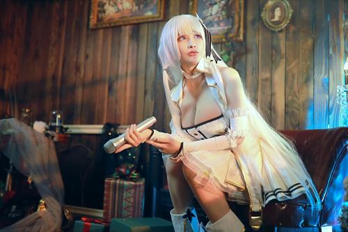 [Cosplay] Qian Yu 前羽 – Brilliance 光辉