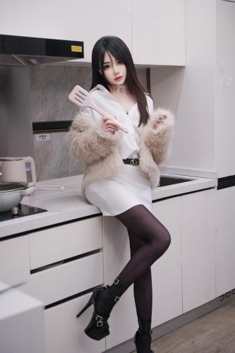 [XR Uncensored] Lin Yue Yue (林月月) – 厨房料理未上架无码流出