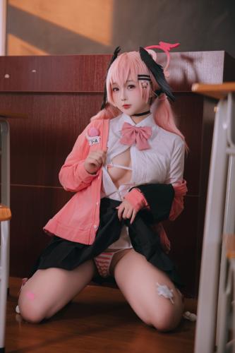 [Cosplay] 日奈娇 下江小春JK