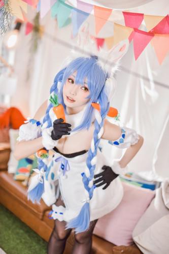 [Cosplay] Ely – Pekora