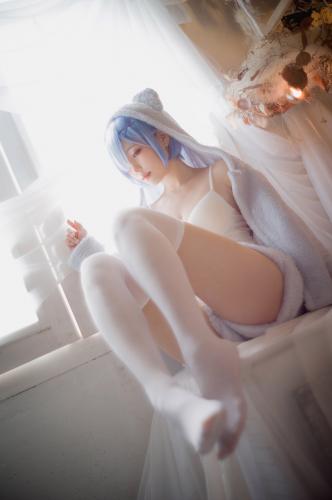 [Cosplay] Ely – Rem Pajamas