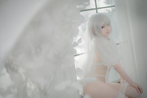 [Cosplay] 樱梨梨 2B白花嫁