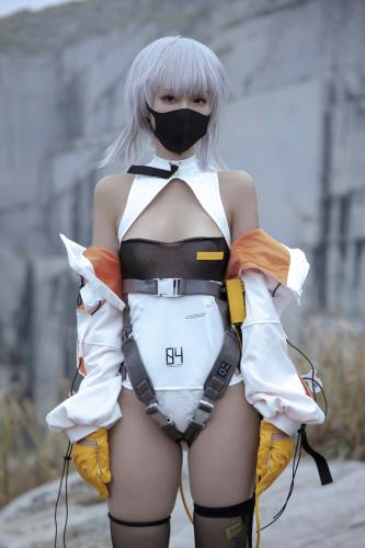 [Cosplay] G44 不会受伤 – Flower The Broken Music Box《快要坏掉的八音盒》