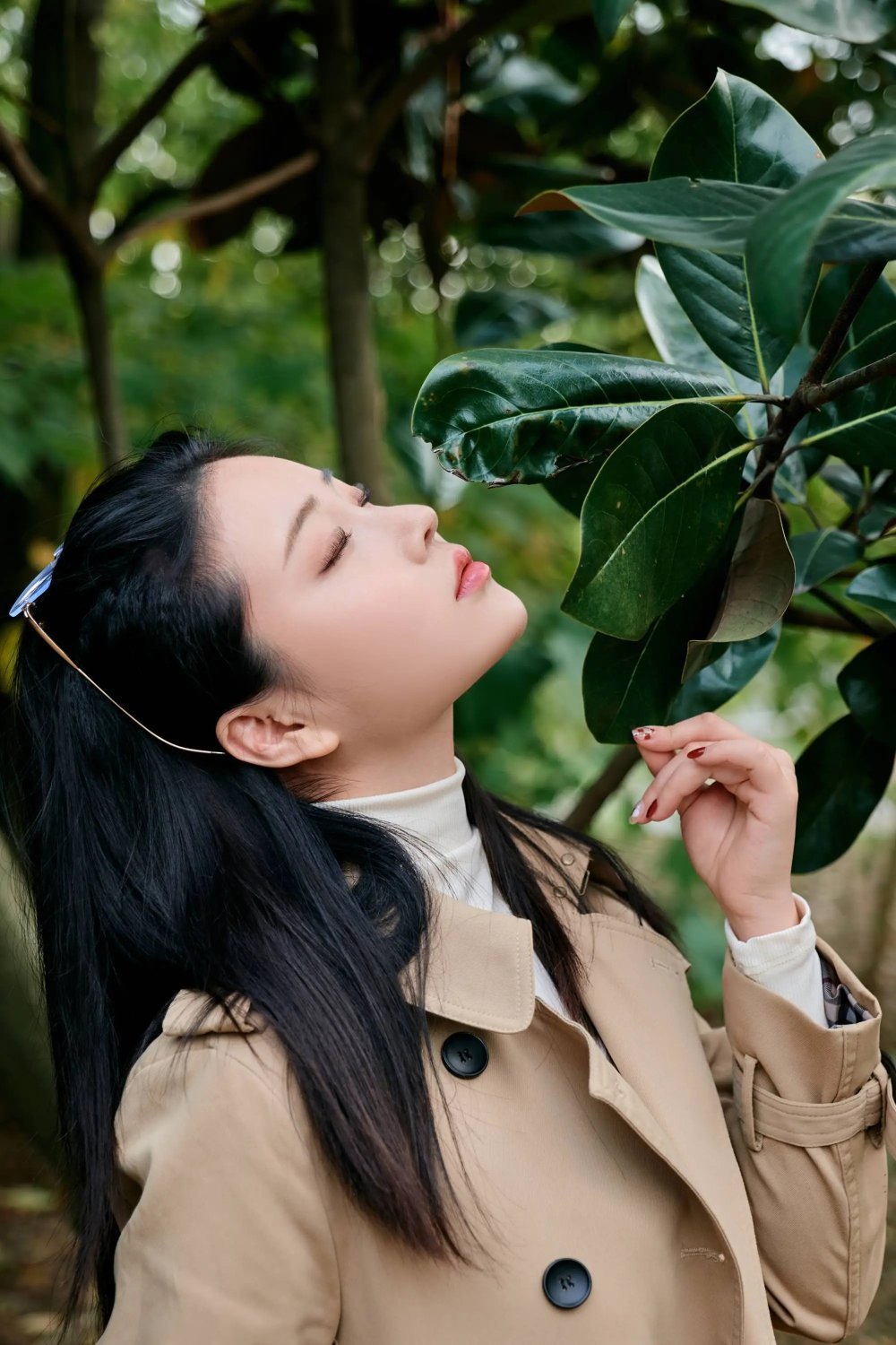郊外的美女 [28P]