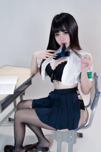 [Cosplay] miko酱ww 风纪委员