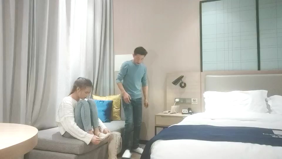 12-22百里探花約啪年輕妹子，不太會叫床，主打就是嫩