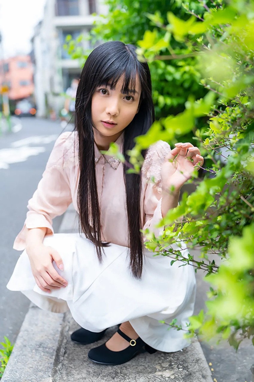 漂亮女子 [26P]