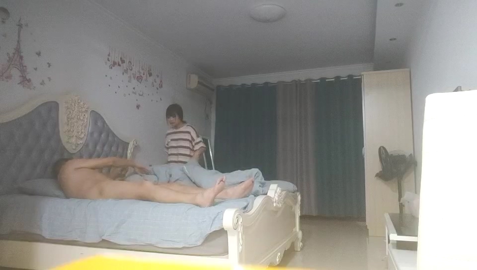 5-15李總探花 真實約良家少婦，和老情人激情啪啪內射，熱乎的精液填滿逼逼