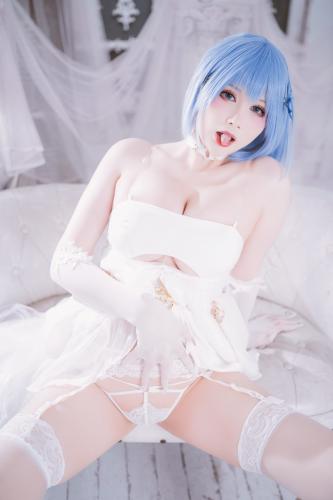 [Cosplay] 兔胖胖min – 恰巴耶夫