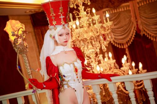 [Cosplay] G44 不会受伤 – Pope 教皇