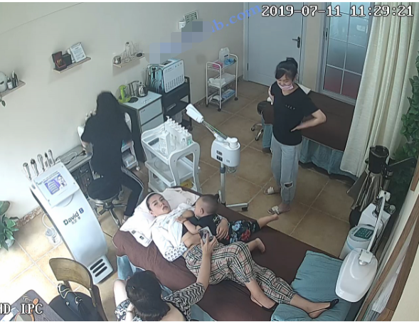 【攝像頭偷窺】最新7月份家庭攝像頭偷窺啪啪 婦科