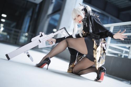 [Cosplay] Celia 切切 – Bran bathrobe 布兰浴衣