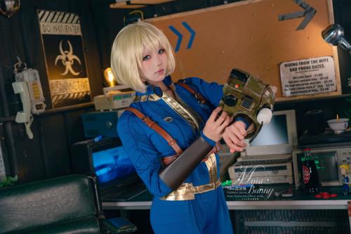[Cosplay] 咬一口兔娘 – 辐射 灰烬余生