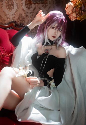 [Cosplay] Feng Mian 风眠眠 – People painting Celine 狄斯众生绘 瑟琳