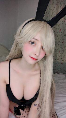 [Cosplay] Fandy Lau 千只猫薄禾 – Bunny Girl 兔女郎
