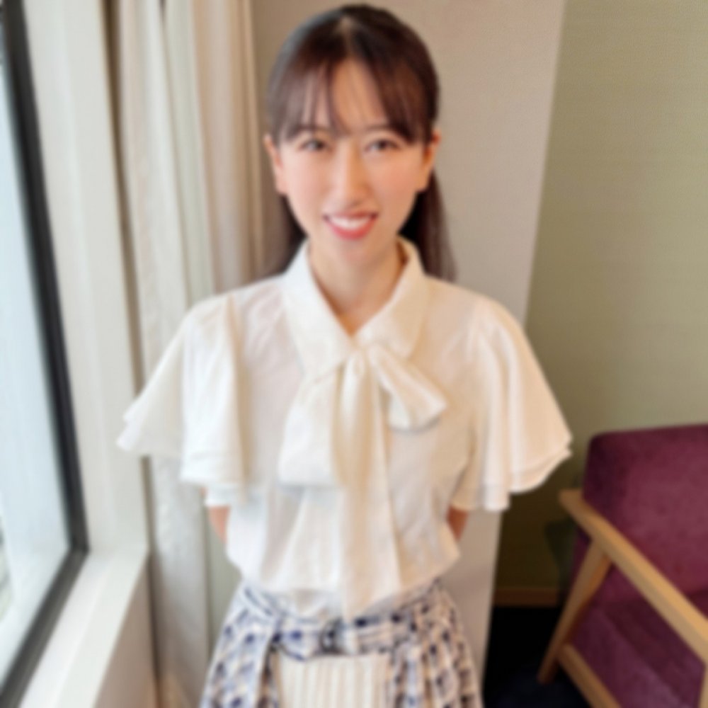 新FC2PPV 4575756 白皙知性美女教師，斯文外表下的淫蕩