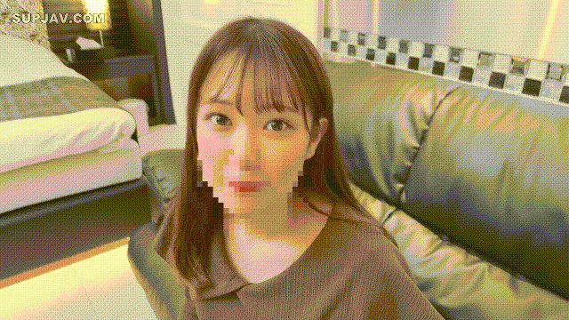 高清精品-FC2PPV 3190594 初次拍攝！！ 【無碼】邀請在店工作的美女店員從中午開始出軌戀愛，第二次射進淫蕩的身體里