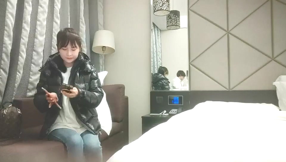12-16用力抽插 探花約啪服務超好的大奶少婦，床上各種姿勢配合