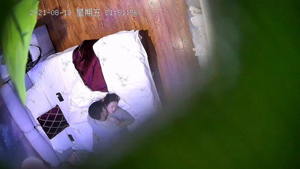 經典酒店偷拍 面容姣好小姐姐被帥氣男友猛求愛愛