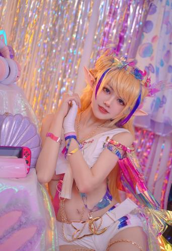 [Cosplay] Mubai Lu 目白鹿 – Elu 艾露