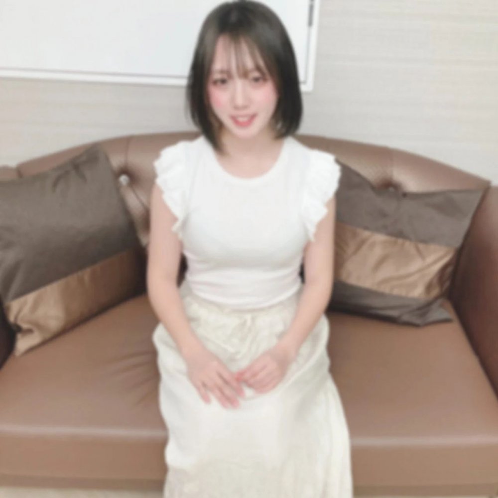 FC2-PPV-4684796 某女しアナ激似の18【高清無碼】