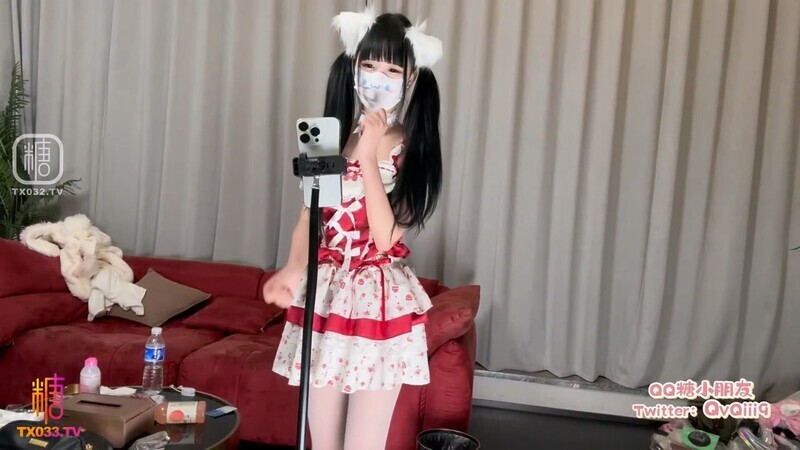 【QQ糖小朋友】- 被飛機杯強制控制的蘿莉室友 這小逼縫是有多水嫩 啊~受不了啦~到頂了~快感太強烈了
