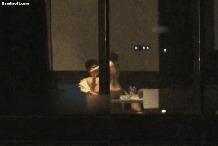 【五星級酒店窗外偷拍】4對情侶內射合集